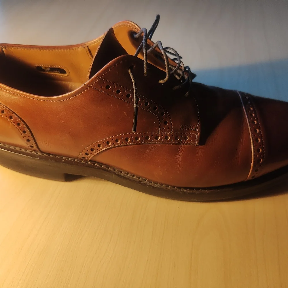 Shoes - Picture 2 of 5